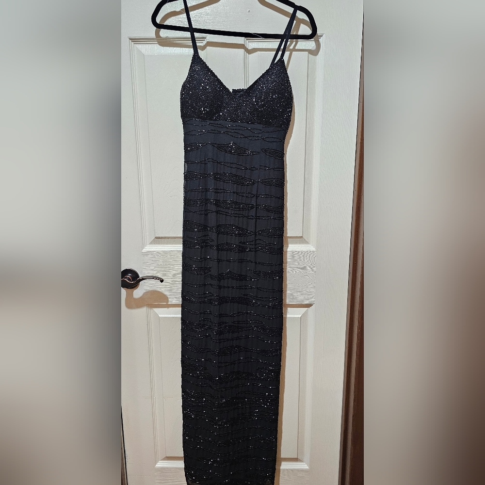 Elegant Black Evening Dress